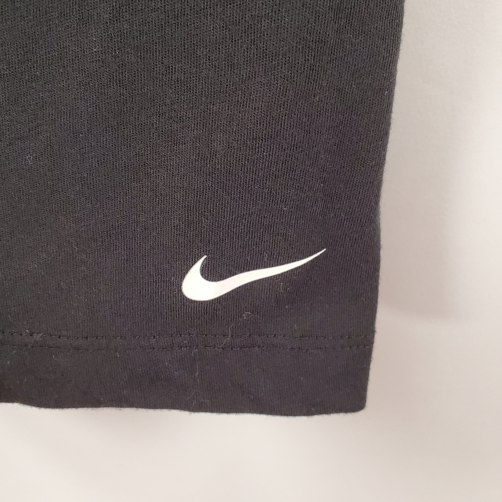 Nike Black Sleeveless Athletic Tank Top Cutout M - Picture 3 of 5